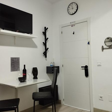 Vilapicina Hostal Barcelona Bagian luar foto