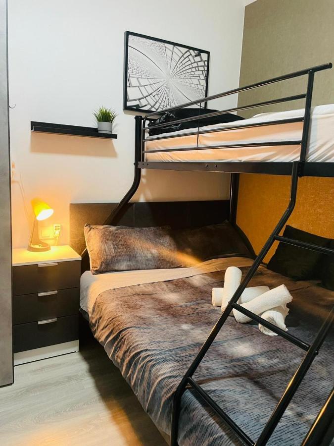 Vilapicina Hostal Barcelona Bagian luar foto