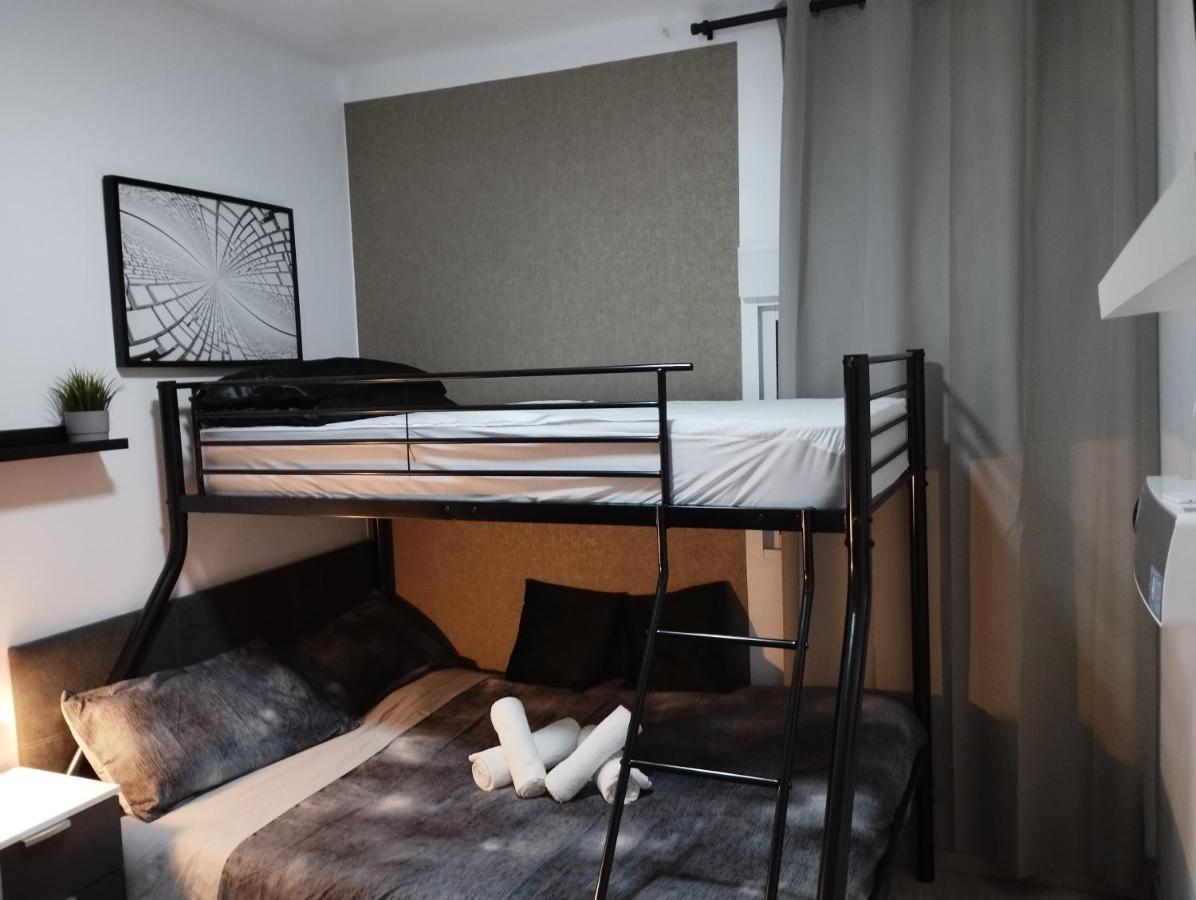 Vilapicina Hostal Barcelona Bagian luar foto
